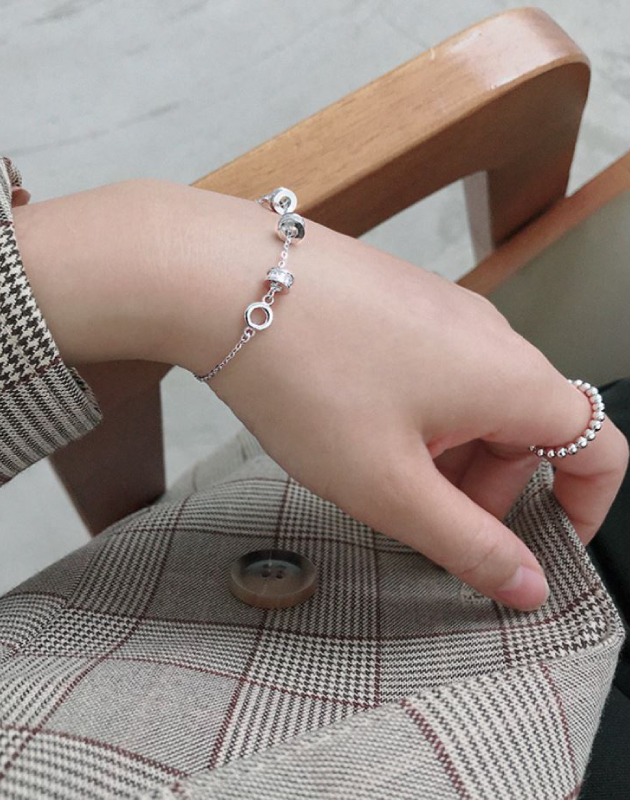 LUCKY Silver Bracelet