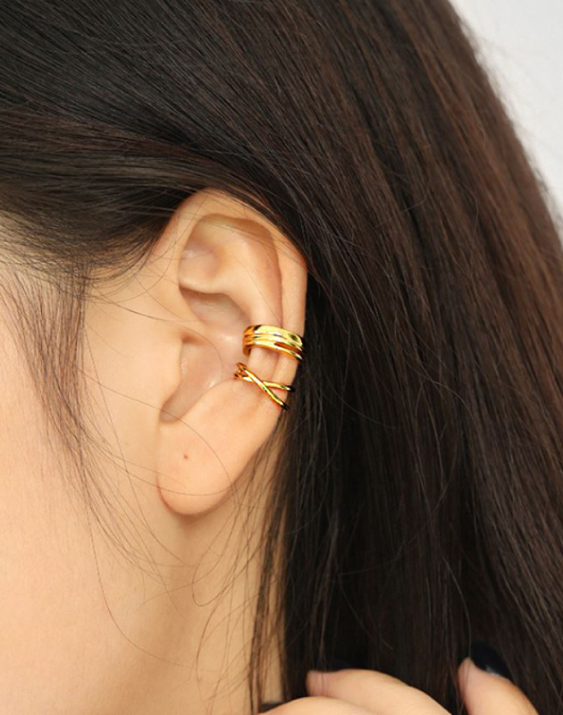 ELORA Gold Vermeil Ear Cuff ELORA Gold Vermeil Ear Cuff