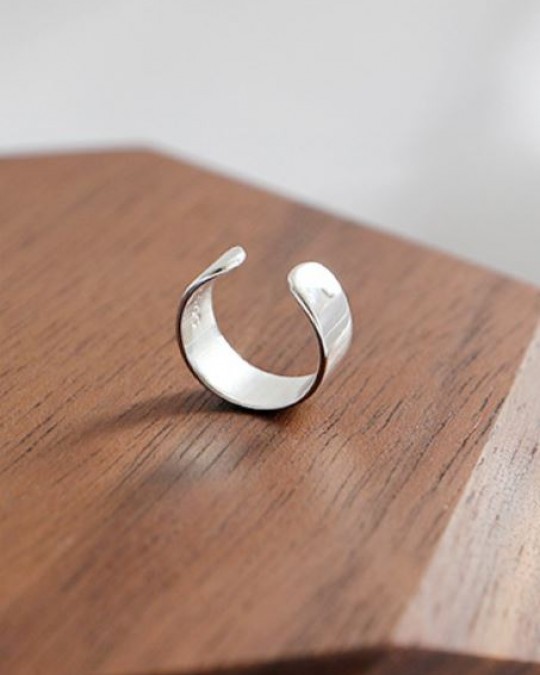 LEA Sterling Silver Ear Cuff