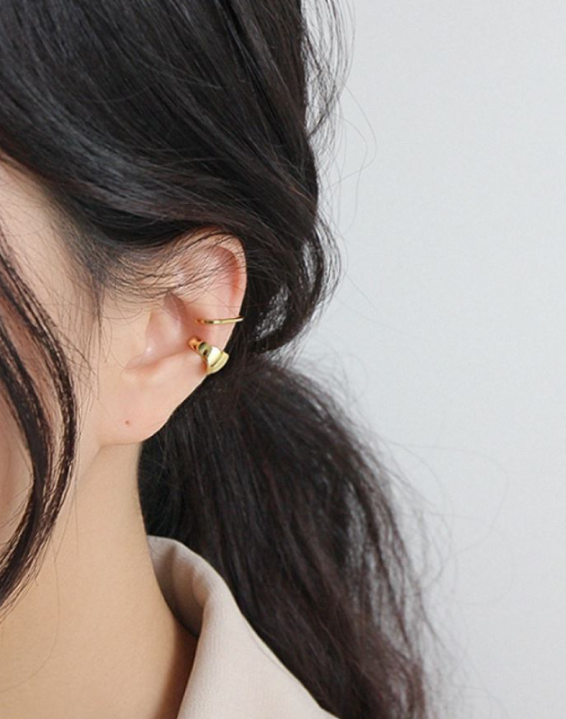 ZOE Gold Vermeil Ear Cuff