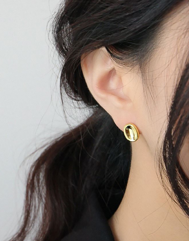 DAWN Gold Vermeil Stud Earrings