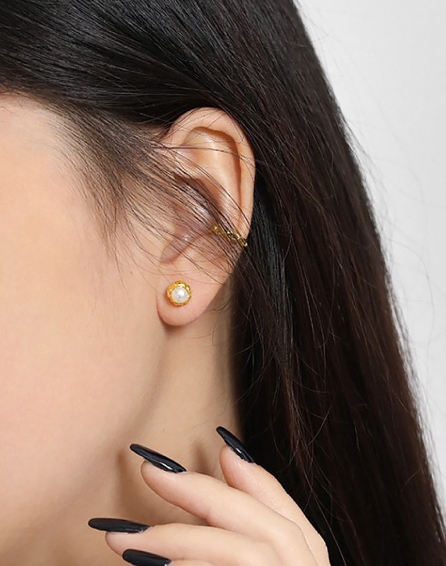 LILY Gold Pearl Stud Earrings