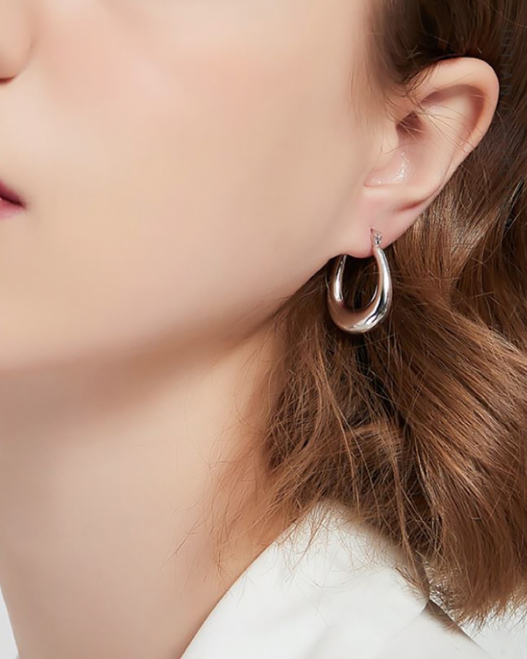 Lyra Spark Earrings main image 1