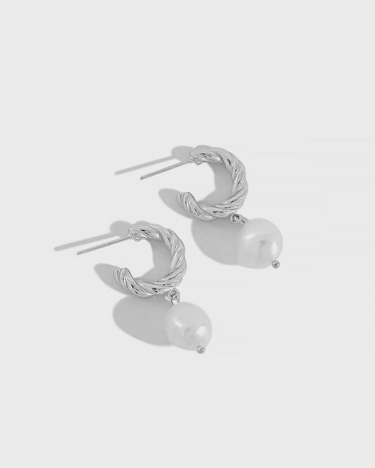 SOPHIA Silver Freshwater Pearl Earrings
