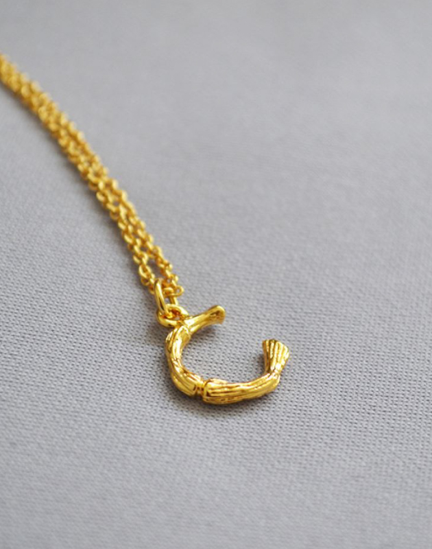 ALPHABET Necklace | Letter C