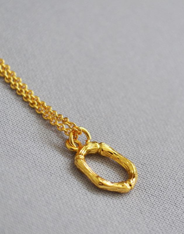 ALPHABET Necklace | Letter O