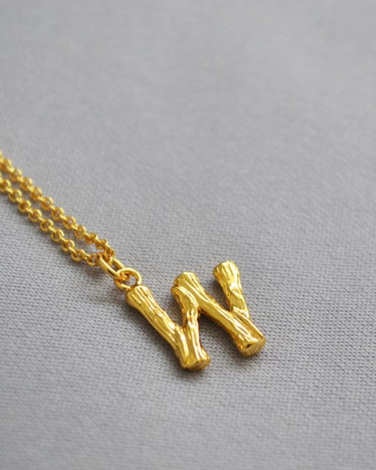 ALPHABET Necklace | Letter W