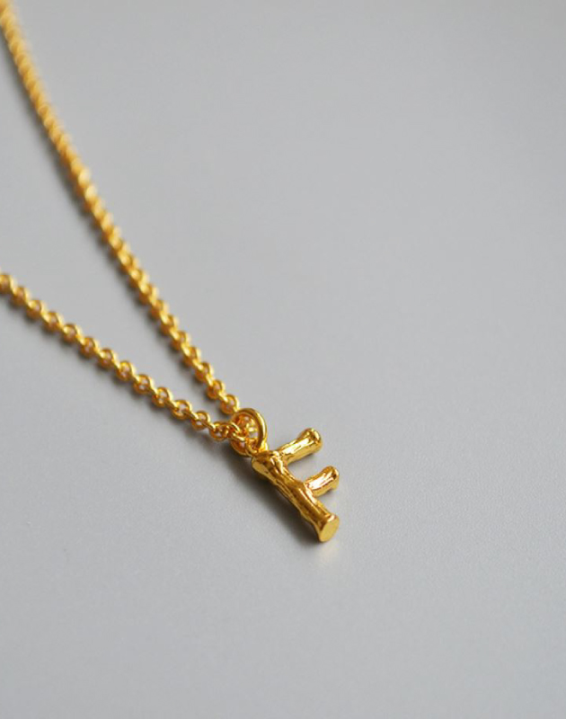 ALPHABET Necklace | Letter F