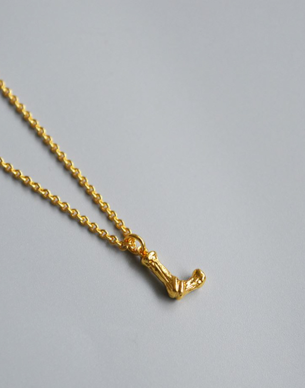 ALPHABET Necklace | Letter L
