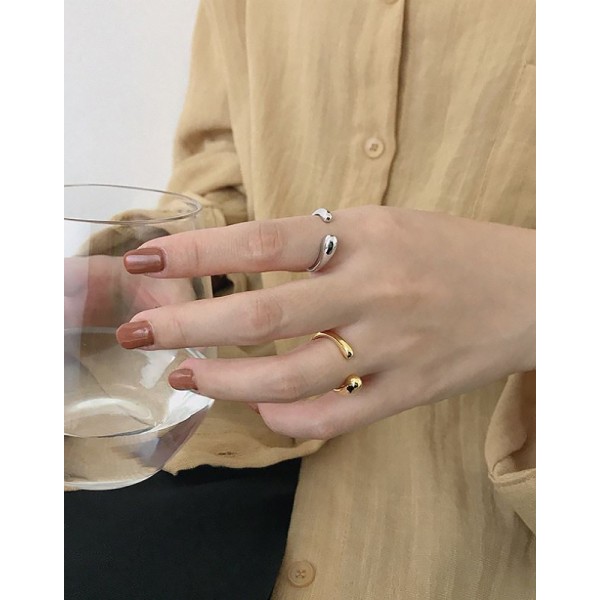 Thea Sterling Silver Ring plated in 18K Gold