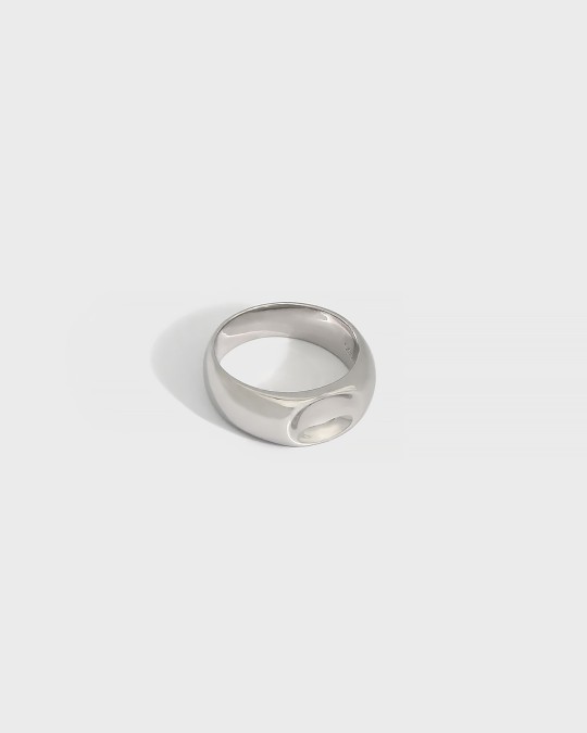 LAYLA Sterling Silver Signet Ring 