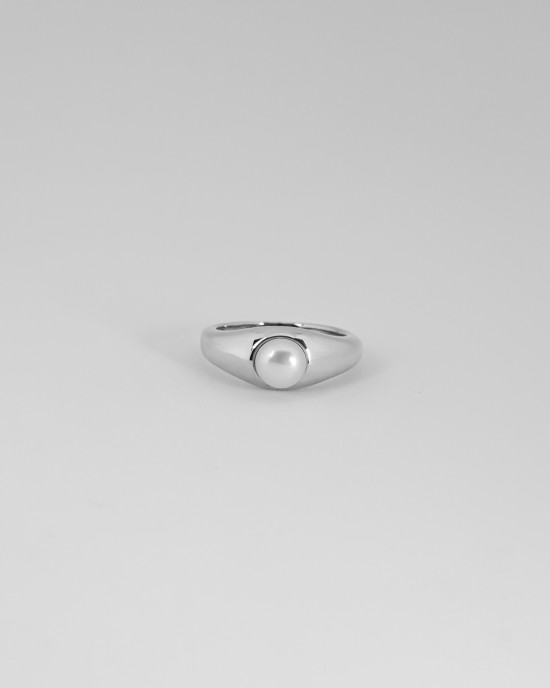 YULIA Silver Pearl Demi Signet Ring 