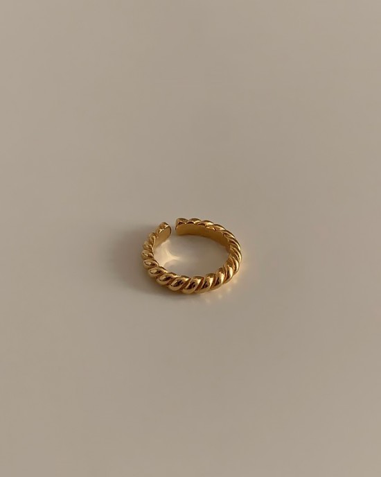 ZURI Gold Vermeil Twisted Ring
